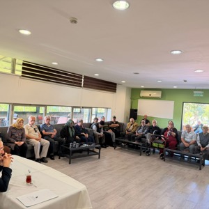 Huzur Akademisi Kapsamında “Yaşlılıkta Kas-İskelet Sistemini Yönetme Stratejileri” Semineri Gerçekleştirildi. - fotoğraf 3
