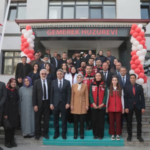 Bakanımız Göktaş, Gemerek Huzurevi Yaşlı Bakım Rehabilitasyon Merkezi Müdürlüğü’nün açılışını yaptı.  - fotoğraf 5