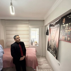 İl Müdürümüz Adem YÜCEL, Şehidimiz Gültekin TIRPAN' ın emaneti olan Değerli Ailesini ziyaret etti. - fotoğraf 2