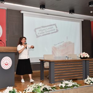İl Müdürlüğümüze Bağlı Kreş, Gündüz Bakımevi ve Çocuk Kulüplerinin Yönetici ve Kurucu Müdürlerinin Katılımıyla Değerlendirme Toplantısı - fotoğraf 9