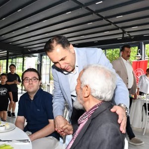 MİLLÎ AİLE HAFTASI’NDA 3 KUŞAK, TEK SOFRADA GÖNÜLLER BİR ARAYA GELDİ  - fotoğraf 3