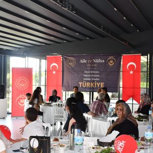 MİLLÎ AİLE HAFTASI’NDA 3 KUŞAK, TEK SOFRADA GÖNÜLLER BİR ARAYA GELDİ  - fotoğraf 13