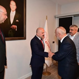 Valimiz Sayın Dr. Osman Varol Himayelerinde Gerçekleştirilen Bayramlaşma Programı - fotoğraf 1