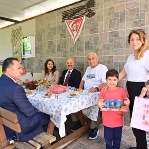 Kurban Bayramı Dolayısıyla Şehidimiz Özgür Kahraman’ın Kıymetli Ailesini Ziyaret - fotoğraf 2