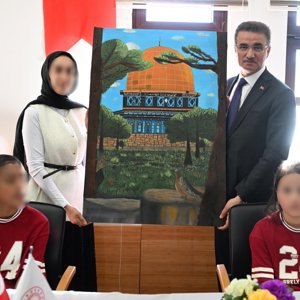Erzurum Valisi Sayın Aydın Baruş, Koruma ve Bakım Altındaki Çocuklarla Bayramlaştı - fotoğraf 2