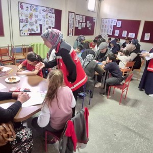 Tosya İlçemizde ‘Ailemle Eğleniyorum, Öğreniyorum’ Etkinliği Gerçekleştirildi. - fotoğraf 2