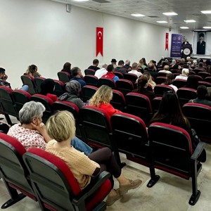 ‘Ailemiz ve Değerlerimiz’ Söyleşisi Gerçekleştirildi - fotoğraf 4