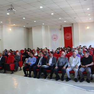  Aile Günü ve Milli Aile Haftası etkinlikleri kapsamında “Güçlü Aile, Güçlü Toplum, Güçlü Türkiye” semineri - fotoğraf 1