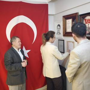 İl Müdürümüz Şehit Enis BUDAK’ın Ailesini Ziyaret Etti - fotoğraf 2