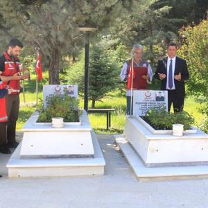 İL MÜDÜRÜMÜZ SAYIN SERDAR DEMİRCİ’NİN ŞEHİTLİK ZİYARETLERİ - fotoğraf 1