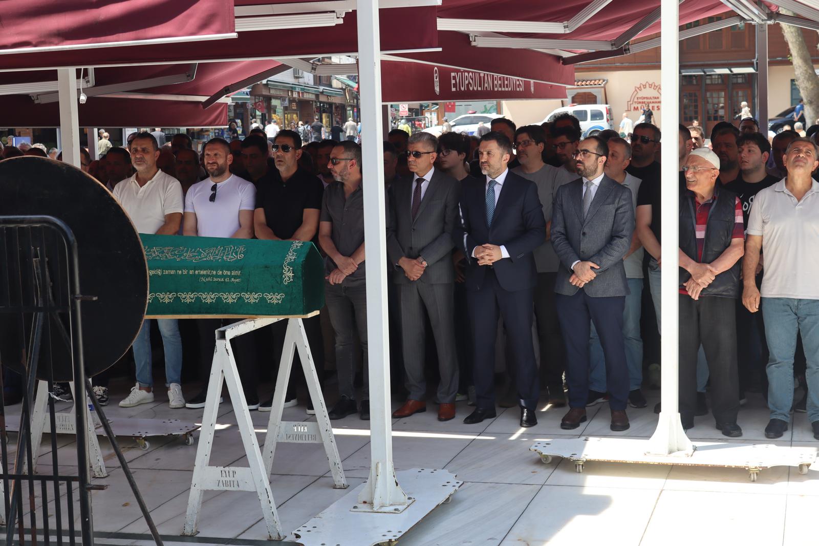Koruyucu Ailemizin Değerli Babası Serdar Küçük’ün Cenaze Törenine Katıldık