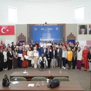 Modüler Aile Eğitim Programı Kursiyerlerine Belgeleri Takdim Edildi - fotoğraf 1