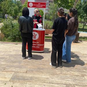 Aile Haftası Kapsamında Kadına Yönelik Şiddetle Mücadele Farkındalık Çalışması - fotoğraf 2