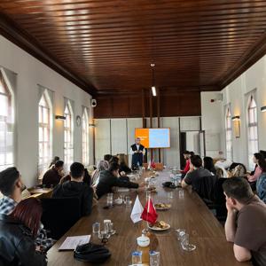 “Güçlü Aile Güçlü Samsun” Projesi Kapsamında Genç Çiftlere Eğitim Desteği Evliliğe Sağlam Temellerle Adım Atıyorlar - fotoğraf 5