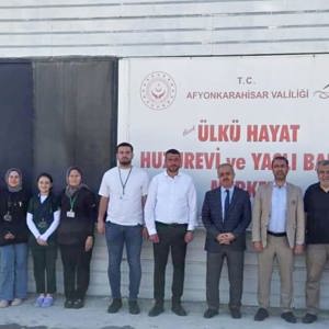 Bolvadin Özel Ülkü Hayat Huzurevi ve Yaşlı Bakım Merkezine Ziyaret - fotoğraf 1