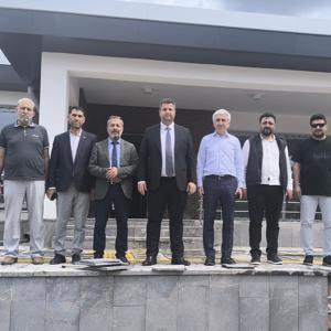 İL MÜDÜRÜMÜZ SAYIN SERDAR DEMİRCİ, YAPIMI DEVAM EDEN ELAZIĞ HAZAR BABA ENGELSİZ YAŞAM BAKIM REHABİLİTASYON VE AİLE DANIŞMA MERKEZ'İNDE İNCELEMELERDE BULUNDU - fotoğraf 4