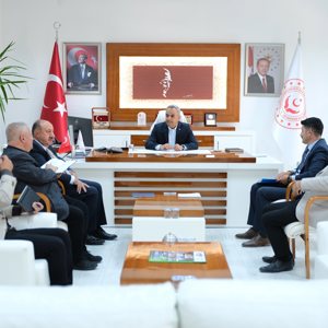 İl Müdürümüz Sayın Ömer Faruk Ergün, İl Müdür Yardımcılarımızla toplantı gerçekleştirdi. - fotoğraf 2