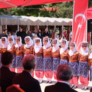İl Müdürümüz Sayın Ömer Faruk Ergün, Hayat Boyu Öğrenme Haftası kapsamında Malatya Valiliğimiz himayelerinde Malatya İl Milli Eğitim Müdürlüğü tarafından düzenlenen etkinliklere katılım sağladı. - fotoğraf 2