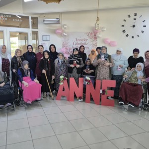 Ladik Huzurevi’nde Anneler Günü’ne Özel Anlamlı Buluşma - fotoğraf 2