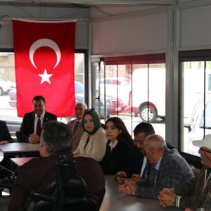 Kurban Bayramı Kutlama Programı Kapsamında Harp Malulü Gaziler, Şehit Dul ve Yetimleri Derneği ve Muharip Gaziler Derneğini Ziyaret  - fotoğraf 2