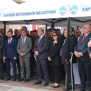 Valiliğimizde Kamu Personeli ve Vatandaşlarımız İle Bayramlaşma Töreni Düzenlendi. - fotoğraf 4