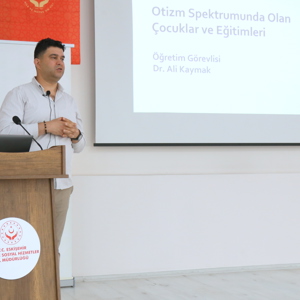 Eskişehir’de Otizm Farkındalığı, Personele Yönelik Eğitim Programı Düzenlendi - fotoğraf 2