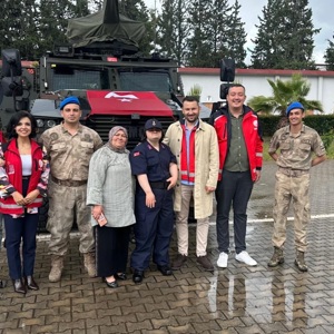 Osmaniye İl Jandarma Komutanlığı tarafından düzenlenen Temsili Askerlik Programı’nda, Bakanlığımız hizmet modellerinden faydalanan engelli bireylerimiz bir günlük askerlik heyecanı yaşadı. - fotoğraf 4