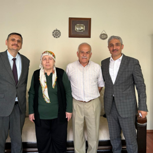 Şehidimiz Onur Fikret Dülger’in Kıymetli Babası Zekai Dülger İle Kıbrıs Gazimiz Hamdi Açıl Ziyaret Edildi. - fotoğraf 2