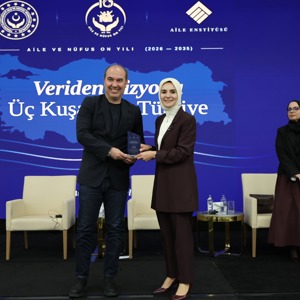Bakanımız Sayın Mahinur Özdemir Göktaş, Enstitümüz tarafından gerçekleştirilen Veriden Vizyona Üç Kuşak Bir Türkiye: Araştırma Bulguları Paylaşım Programı'nda konuştu - fotoğraf 7