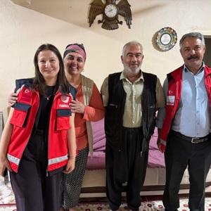 Düziçi Sosyal Hizmet Merkezi Müdürlüğü Şehit Yakınları ve Gaziler Birimi personelleri tarafından, Kurban Bayramı vesilesiyle şehit ailelerimiz ve gazilerimize ziyaretler gerçekleştirildi. - fotoğraf 1