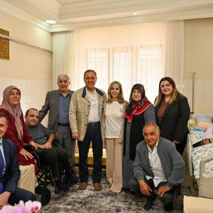 Valimiz ve İl Müdürümüzden Anneler Günü’nde Annelere Anlamlı Ziyaret - fotoğraf 3
