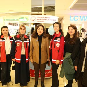 2 Nisan Dünya Otizm Farkındalık Günü Kapsamında Farkındalık Standı Açıldı - fotoğraf 2