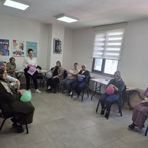 Oyun Temelli Sosyal Hizmet Yaklaşımı Sahada Yaygınlaşıyor:  Canik ADEM’de  Yaratıcı Drama ile Sağlıklı Sınırlar Keşfedildi - fotoğraf 2
