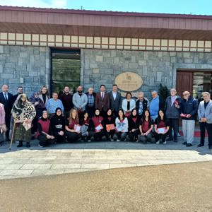 Hayat Hikayeleri Kitaba Dönüştü - fotoğraf 1