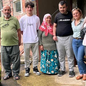 Özel Bireyler İle Ailelerine Ziyaret  - fotoğraf 1