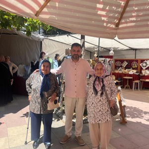 Huzurevi Sakinlerimiz Halk Eğitimi Merkezi Sergisini Ziyaret Etti - fotoğraf 1