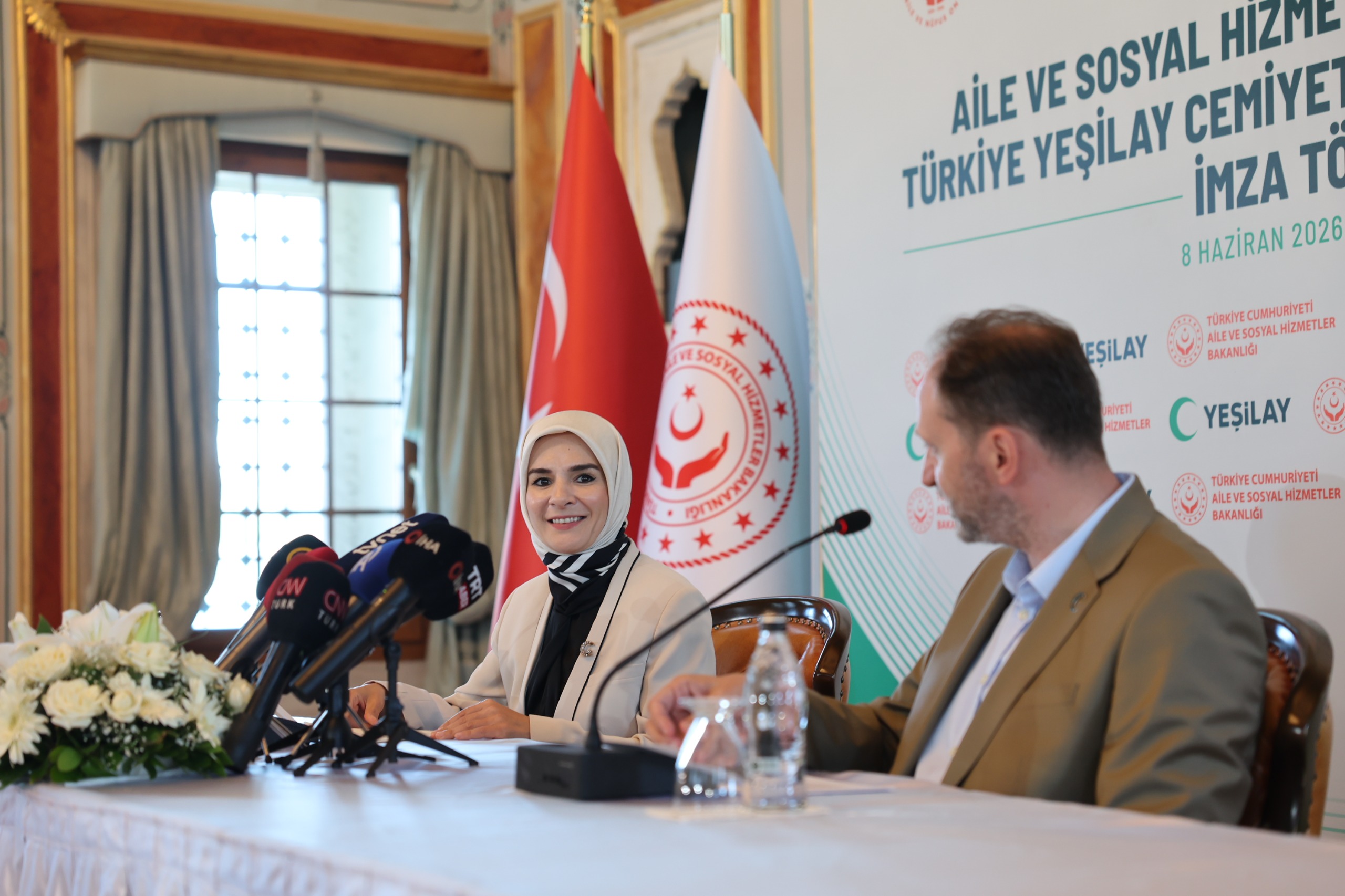 Aile ve Sosyal Hizmetler Bakanlığı ile Yeşilaydan bağımlılıkla mücadele protokolü