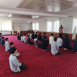 Dolu Harman Erkek Yatılı Kuran Kursunda Etkili İletişim ve Hitabet Eğitimi - fotoğraf 2