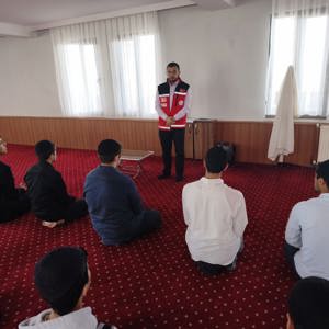 Dolu Harman Erkek Yatılı Kuran Kursunda Etkili İletişim ve Hitabet Eğitimi - fotoğraf 1