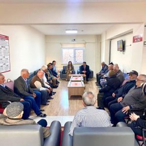 Huzurevi sakinlerimizin bayramı kutlandı, samimi sohbetler gerçekleştirildi. - fotoğraf 3