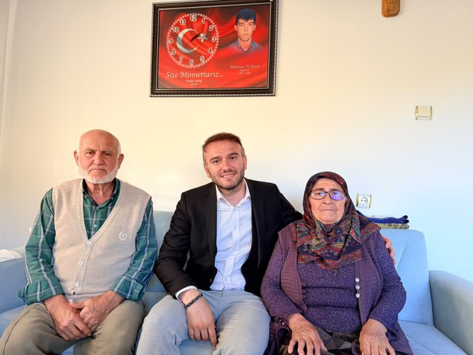 Şehitlerimizin Emanetleri Başımızın Tacı