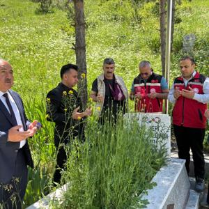 Aziz Şehidimiz Karabey Yıldırım’ın Kıymetli Ailesini Ziyaret Ettik - fotoğraf 1