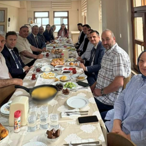 Çocuklarımızın Eğitim Gördüğü Okulların Müdür Ve Müdür Yardımcılarıyla Kahvaltı Programında Bir Araya Gelindi. - fotoğraf 1
