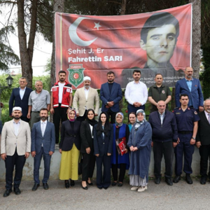 Şehidimiz Fahreddin Sarı’nın Şehadetinin Yıl Dönümü Dolayısıyla, Işıklı Mahallesi’nde Bulunan Kabri Başında Anma Programı Gerçekleştirildi. - fotoğraf 2