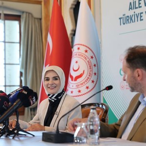 Aile ve Sosyal Hizmetler Bakanlığı ile Yeşilaydan bağımlılıkla mücadele protokolü - fotoğraf 5