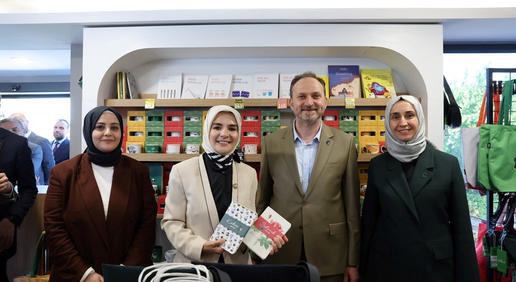 Aile ve Sosyal Hizmetler Bakanlığı ile Yeşilaydan bağımlılıkla mücadele protokolü