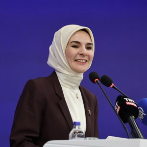 Bakanımız Göktaş, "Veriden Vizyona Üç Kuşak Türkiye" araştırmasına ilişkin düzenlenen programda konuştu - fotoğraf 1