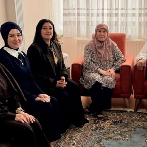  Şehit Ailelerimize ve Kahraman Gazilerimize Bayram Ziyareti - fotoğraf 1