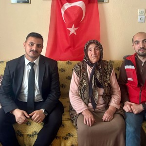  Şehit Ailelerimize ve Kahraman Gazilerimize Bayram Ziyareti - fotoğraf 3