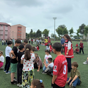 Millî Eğitim Müdürlüğü Koordinatörlüğünde Geleneksel Çocuk Oyunları Şenliği Gerçekleştirildi - fotoğraf 1